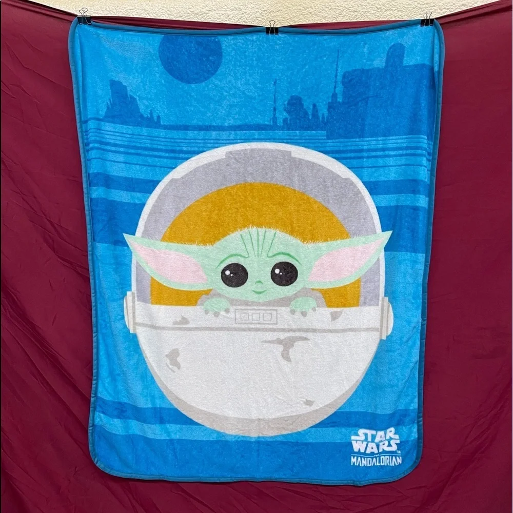 Star Wars The Mandalorian Soft Throw